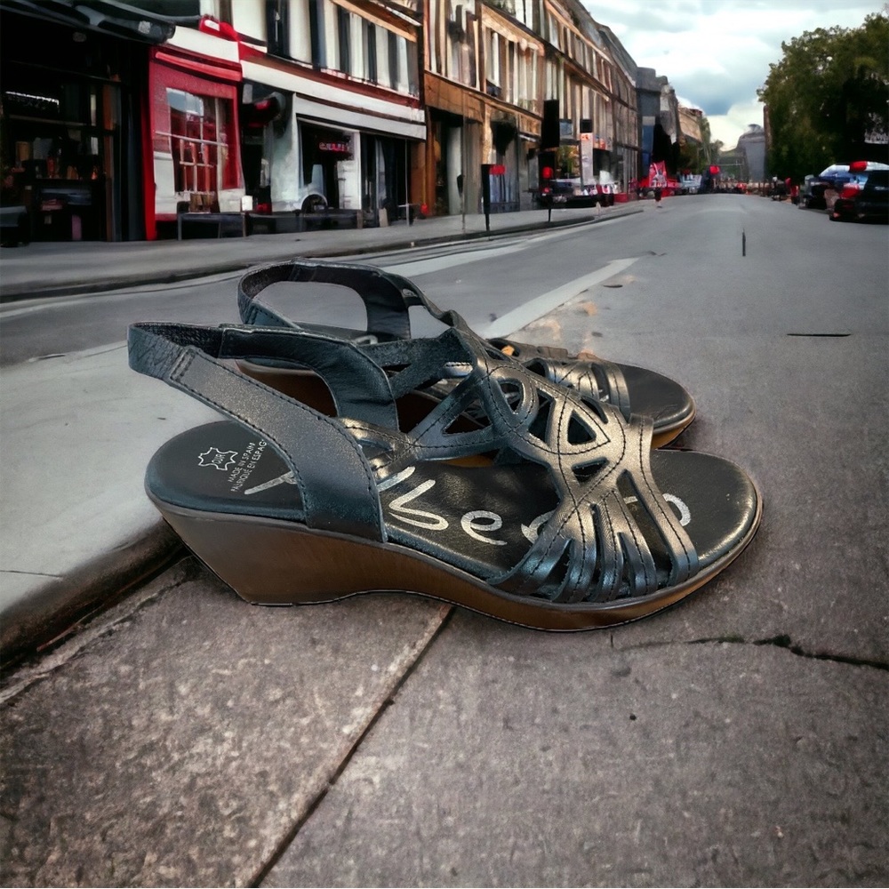 Alberto women’s patent leather sandals Black size : 6.5 / 37 Made in Spain